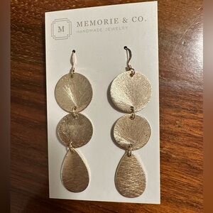 Memorie & Co. Stacey Earrings